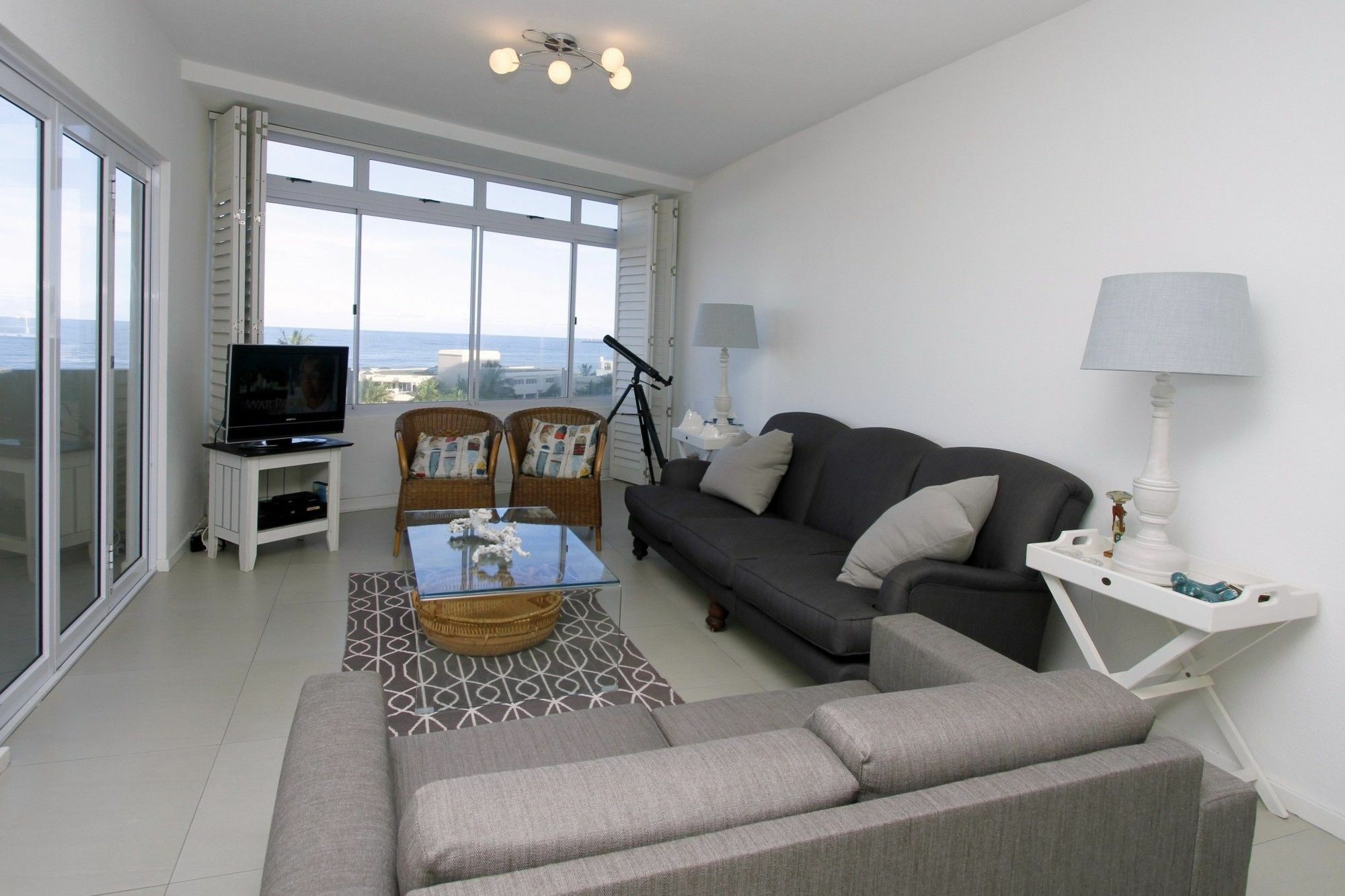 34 Sea Lodge - By Stay In Umhlanga Durban Exterior photo